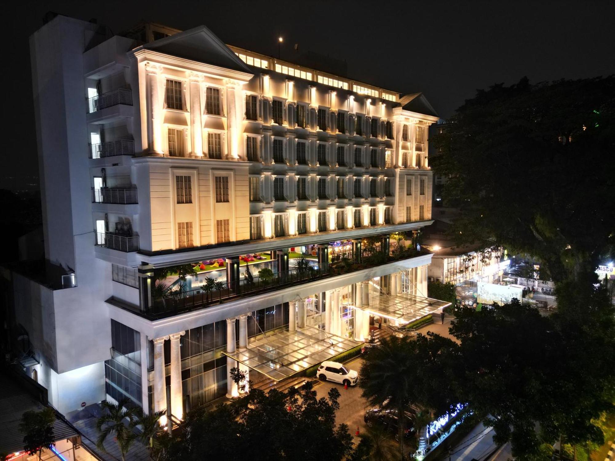 Grand Savero Hotel Bogor Zewnętrze zdjęcie
