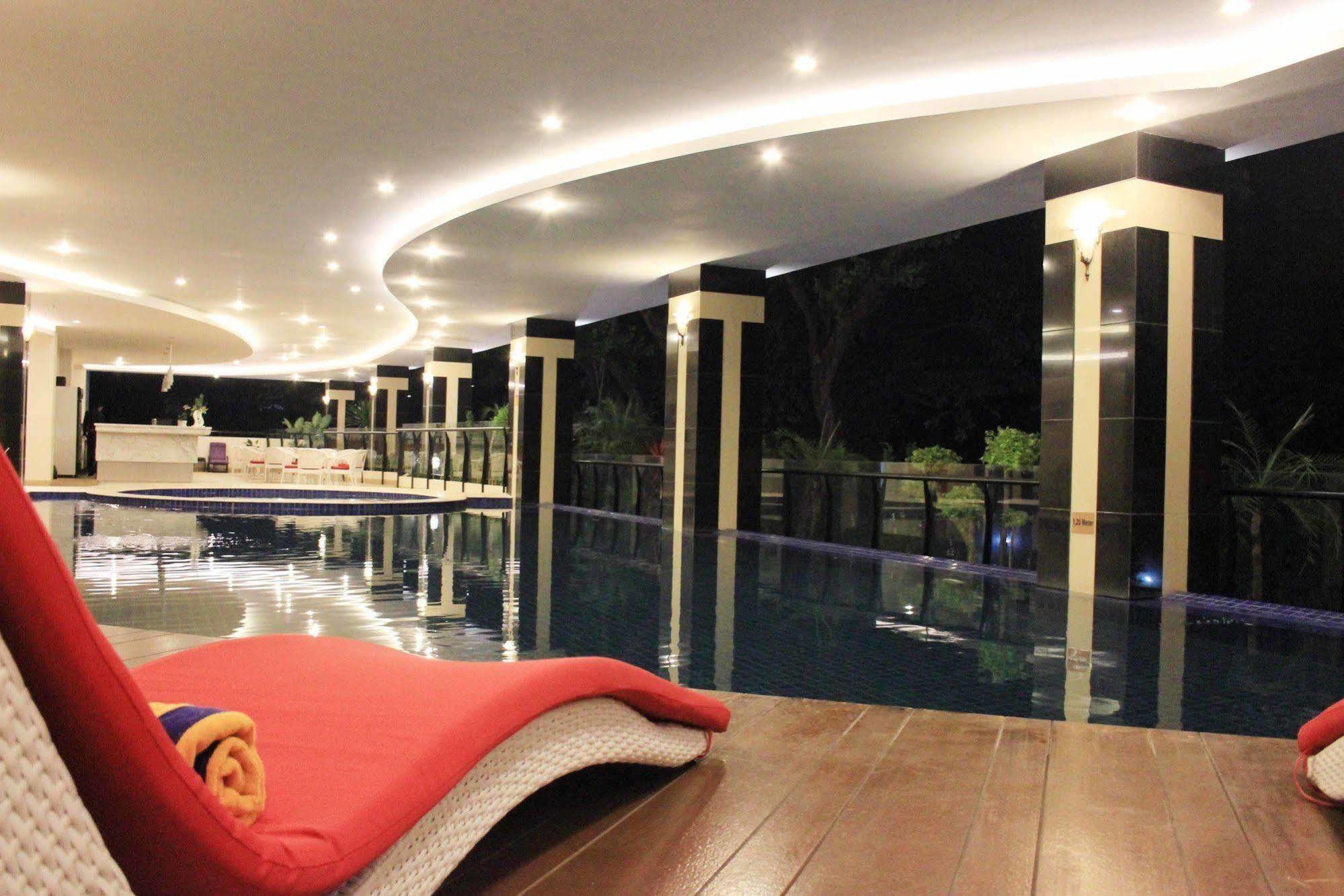 Grand Savero Hotel Bogor Zewnętrze zdjęcie